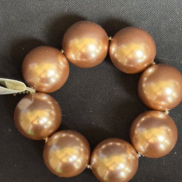 Champagne Colored Pearl Bead Stretch Bracelet Lead-Free Hypoallergenic Jewelry - Picture 9 of 9